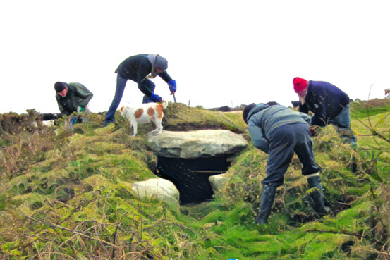CASPN cleaning up the chambered cairn at Treen