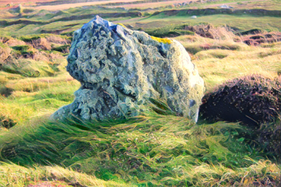 Oriented stone at Carn Vellan below Trewellard