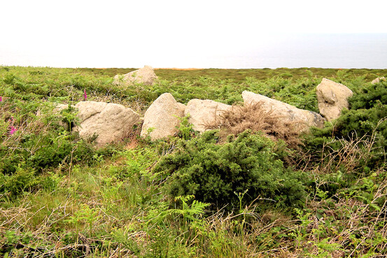Chy Praze cairn