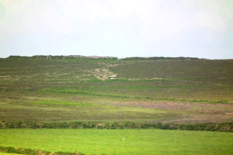 Chûn Castle as seen from Carn Eanes, with Chûn Quoit below it.