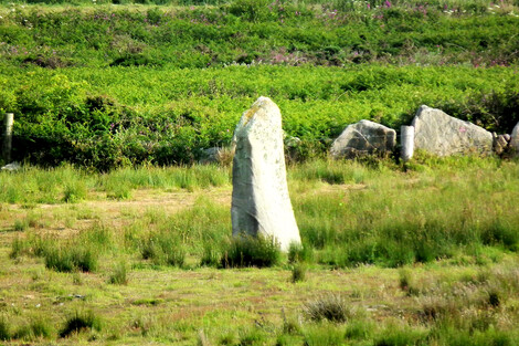 The recently re-erected menhir on Carn Eanes above Boscaswell, pinpoint-located by dowser Hamish Miller